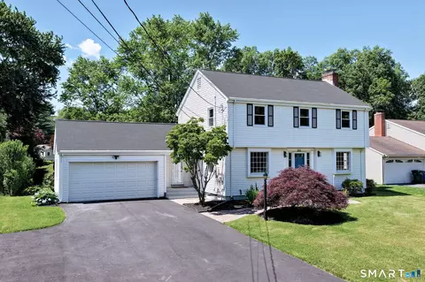 261 Simsbury Rd, West Hartford, CT 06117