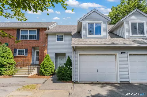 190 Tomlinson Ave #4B, Plainville, CT 06062