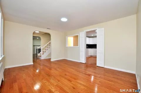 Living - 12 Jerome Ave, Bloomfield, CT 06002 photo 3 of 4