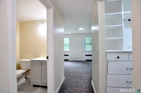 Entry Way - 12 Jerome Ave, Bloomfield, CT 06002 photo 10 of 14
