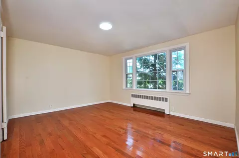 Living - 12 Jerome Ave, Bloomfield, CT 06002 photo 4 of 4