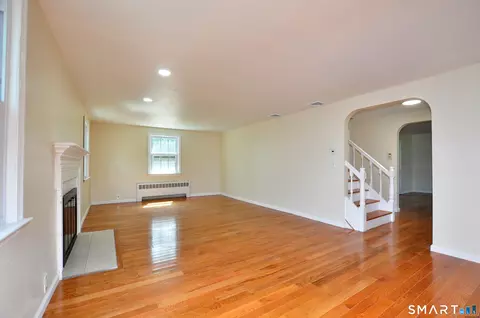 Living - 12 Jerome Ave, Bloomfield, CT 06002 photo 2 of 4
