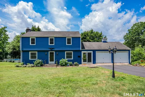 209 Lydale Pl, Meriden, CT 06450