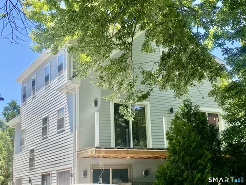 180 Yale Ave, Milford, CT 06460