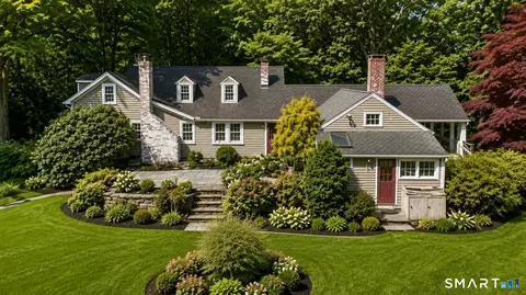 61 Mile Hill Rd S, Newtown, CT 06470