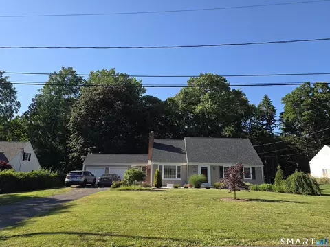 13 Peach Tree Ln, Glastonbury, CT 06033