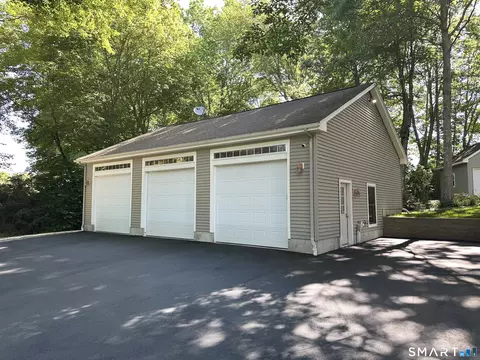 Exterior - 16 Vandy Dr, Griswold, CT 06351 photo 5 of 10