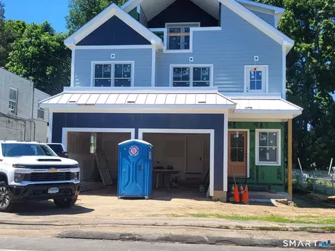 1002 E Broadway, Milford, CT 06460
