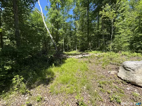 295 Providence Tpke, Hampton, CT 06247