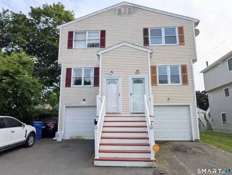 323 Columbus Ave, Stratford, CT 06615