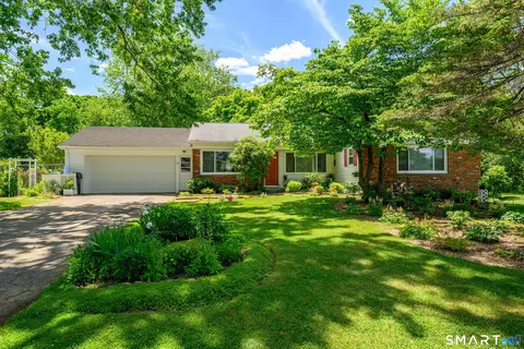 16 Jotham Rd, New Milford, CT 06776