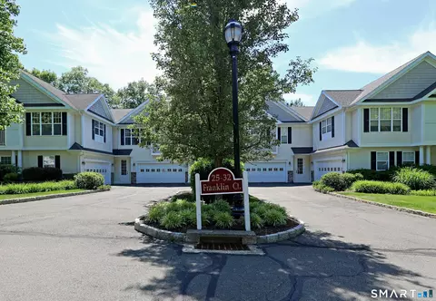 25 Franklin Ct #25, Newtown, CT 06470