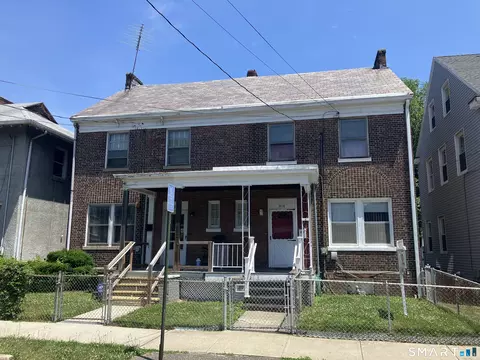 318 Willow St, Bridgeport, CT 06610