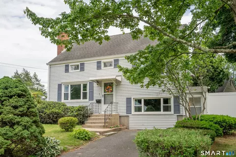 1 Corban Ave, Plainville, CT 06062