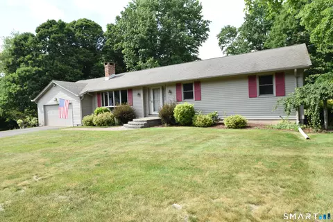 77 Winthrop Rd, Manchester, CT 06040