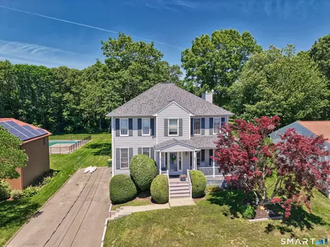 72 Craigie Ave, Waterbury, CT 06705