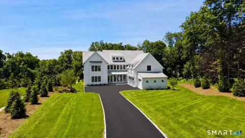 13 Edgemarth Hill Rd, Westport, CT 06880