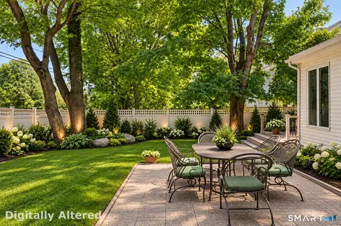 Exterior - 8 Ernel Dr, Riverside, CT 06878 photo 6 of 7