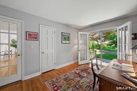 Entry Way - 8 Ernel Dr, Riverside, CT 06878 photo 6 of 6