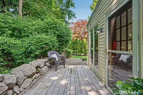 Exterior - 8 Ernel Dr, Riverside, CT 06878 photo 2 of 5