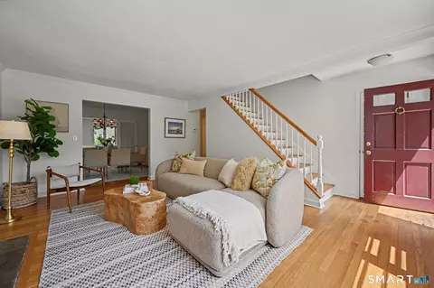 Entry Way - 8 Ernel Dr, Riverside, CT 06878 photo 1 of 6