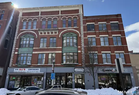 242 Main St #26, New Britain, CT 06051