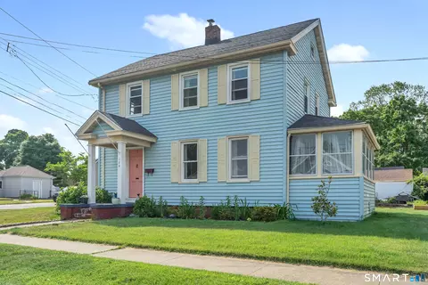 104 White St, West Haven, CT 06516