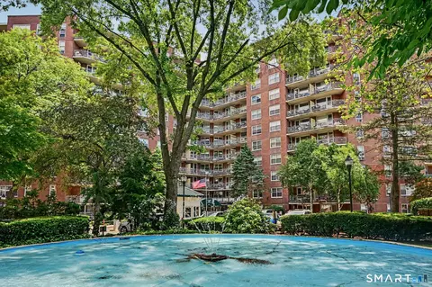 71 Strawberry Hill Ave #909, Stamford, CT 06902