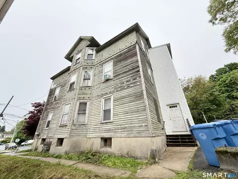 23 Chapman Ct, New Britain, CT 06051