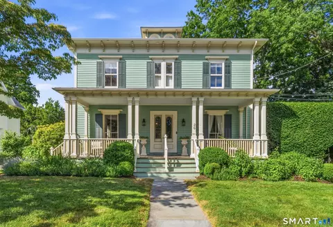 26 Spruce St, Southport, CT 06890