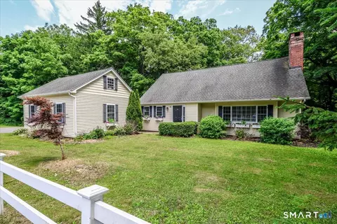 52 S Kent Rd, Gaylordsville, CT 06755