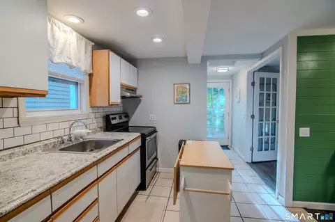 Kitchen - 37 Lake St, Ledyard, CT 06339 photo 2 of 2