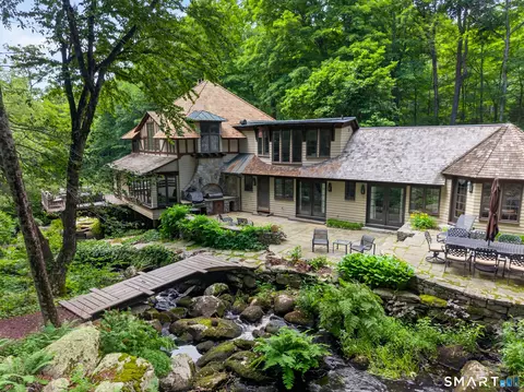 Exterior - 18 Birch Mill Rd, Killingworth, CT 06419 photo 3 of 11
