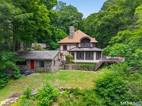 Exterior - 18 Birch Mill Rd, Killingworth, CT 06419 photo 9 of 11