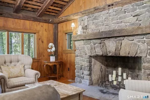 Living - 18 Birch Mill Rd, Killingworth, CT 06419 photo 6 of 7