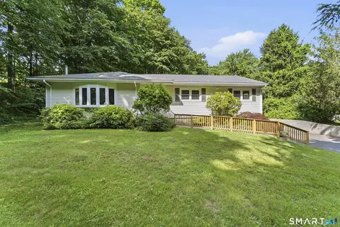 14 Saw Mill Rd, Newtown, CT 06470