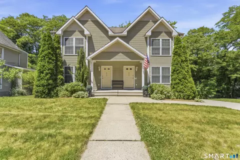 215-217 Long Hill Ave, Shelton, CT 06484