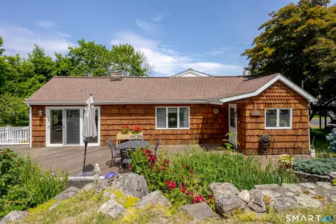 10 Baxter St, Danbury, CT 06811