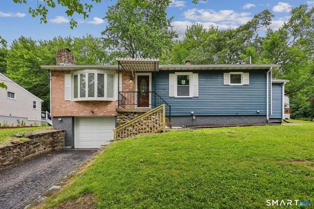80 Grilleytown Rd, Waterbury, CT 06704