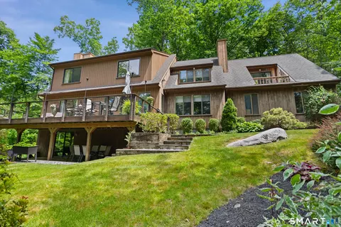 15 Merwin Brook Rd, Brookfield, CT 06804