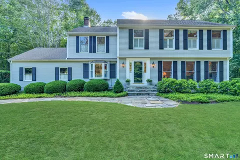 51 Country Way, Madison, CT 06443