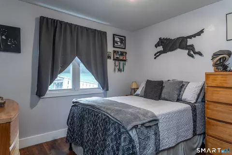 Bedroom - 70 Reed Rd, Warren, CT 06754 photo 2 of 4