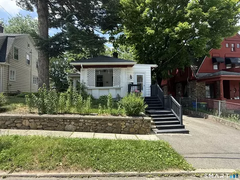 46 Windsor St, Waterbury, CT 06708