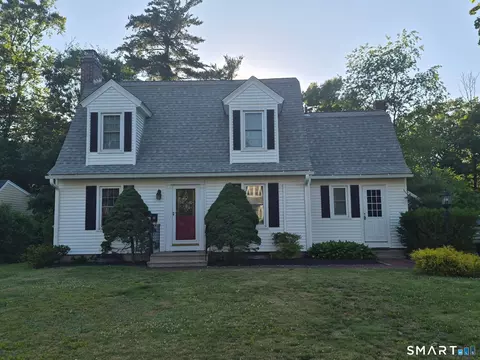 7 Usher Ave, Plainville, CT 06062