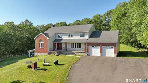 76 Thimble Rock Rd, Middletown, CT 06457