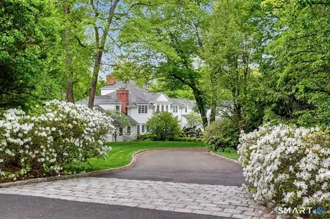 34 Bayberry Rd, New Canaan, CT 06840