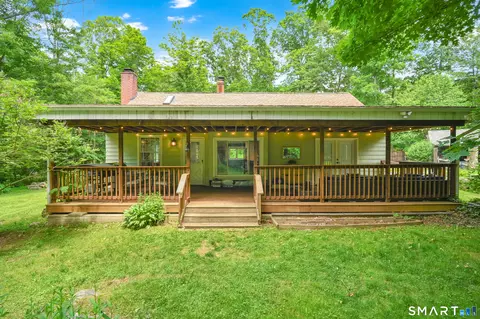 318 James Rd, Ashford, CT 06278
