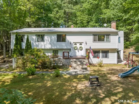 72 Old Meadow Plain Rd, Weatogue, CT 06089