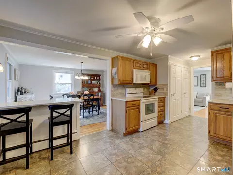 Kitchen - 165 Stillwold Dr, Wethersfield, CT 06109 photo 1 of 2