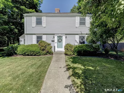 Exterior - 165 Stillwold Dr, Wethersfield, CT 06109 photo 6 of 9